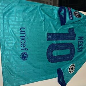 Lionel Messi Fc Barcelona away jersey ucl